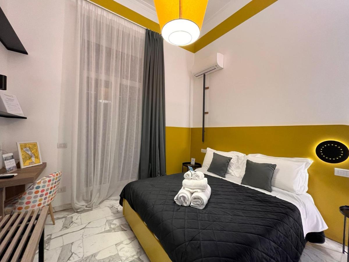 Rettifilo 311 Hotel Napels Buitenkant foto