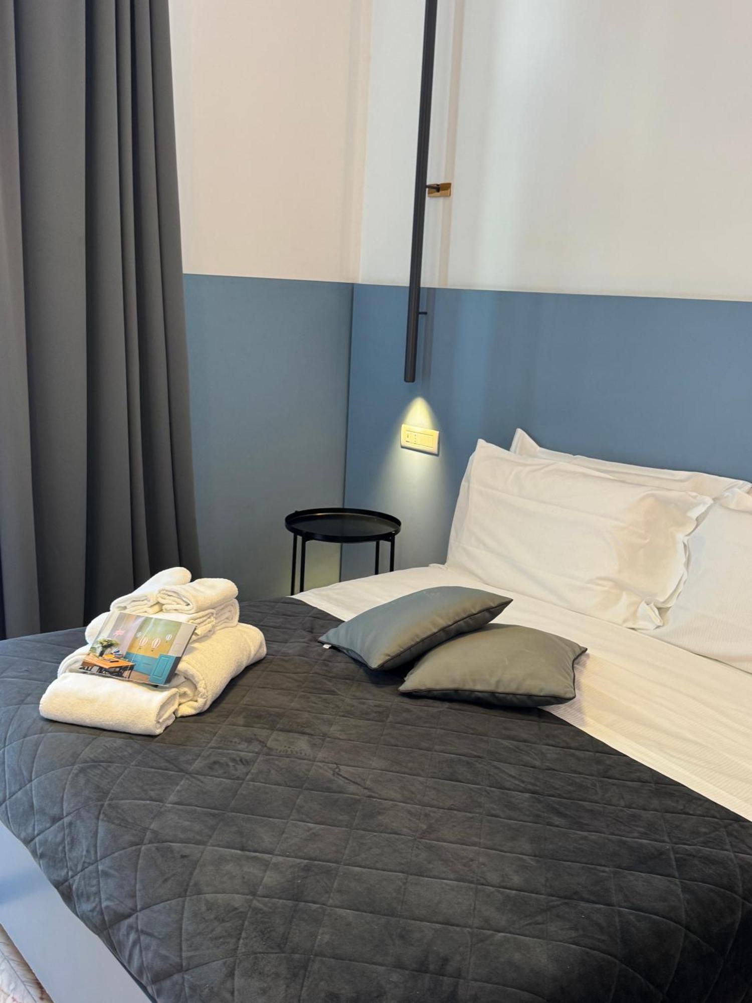 Rettifilo 311 Hotel Napels Buitenkant foto