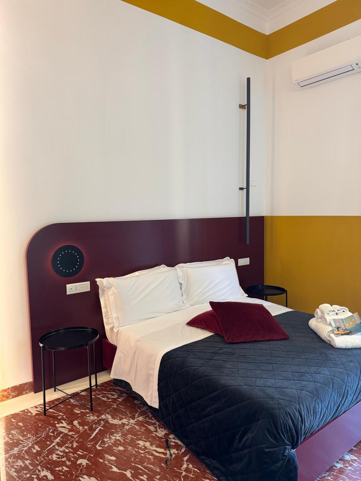 Rettifilo 311 Hotel Napels Buitenkant foto